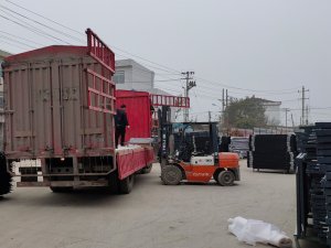  金用護(hù)欄2020年12月10日鋅鋼陽(yáng)臺(tái)護(hù)欄發(fā)貨！