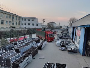 金用護(hù)欄2020年12月22日鋅鋼陽(yáng)臺(tái)護(hù)欄發(fā)貨！