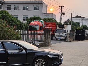 2026年6月3日鋅鋼陽臺欄桿裝車發貨！